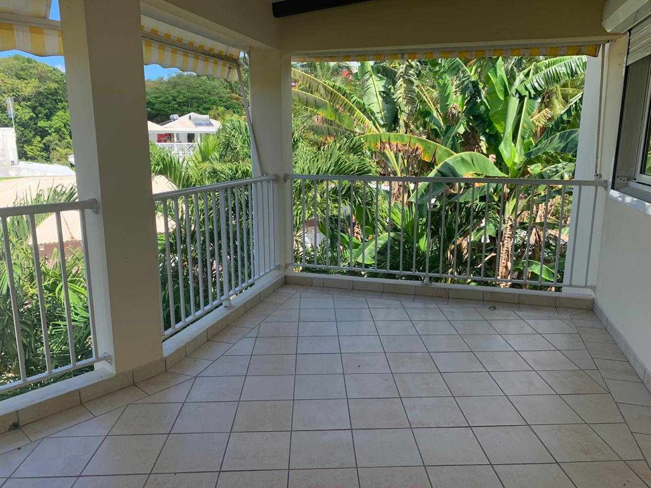 maison/villa A louer GOSIER